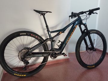 Orbea RISE M20 2022 2022 MTB usato