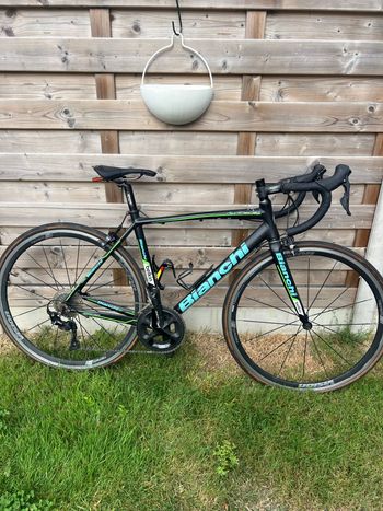 Used Bianchi Nirone Shimano 105 2016 Road & Gravel