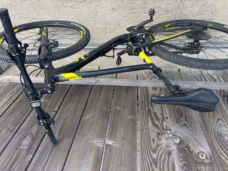 Brugt Giant tout suspendu Custom Shimano Deore 2020 Mountainbike — billede 3 af 3