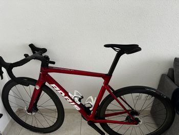 Adris Custom Shimano Ultegra Di2 2024 Road & Gravel de segunda mano, Rojo — imagen 2 de 3