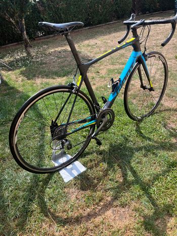 Used Giant Tcr Shimano Tiagra 2018 Road & Gravel, Black — image 2 of 8