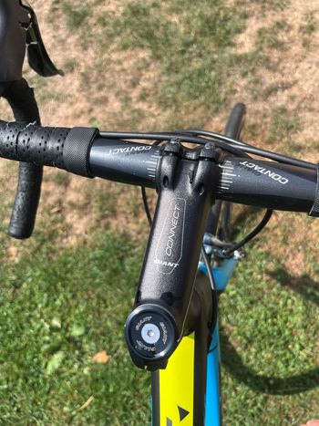 Used Giant Tcr Shimano Tiagra 2018 Road & Gravel, Black — image 7 of 8