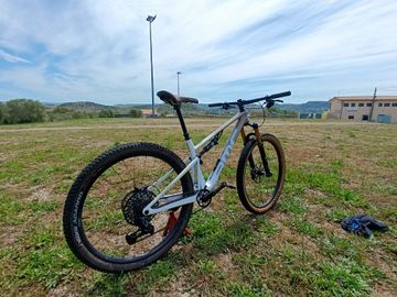 Used BMC Fourstroke LT ONE 2023 Frameset 2023 Mountainbike, White, 29 — image 2 of 3