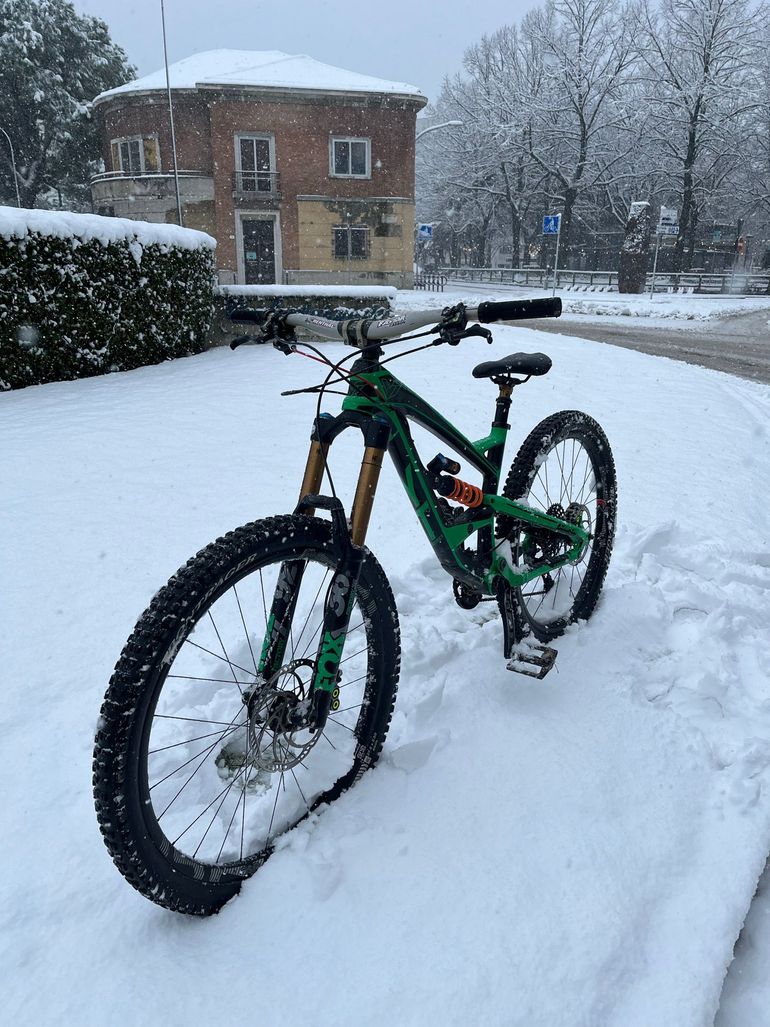 Gebrauchtes YT Custom SRAM GX 2016 Mountainbike, Grün — Bild 2 von 3