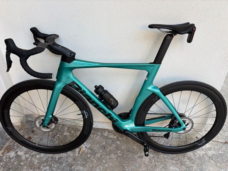 Brugt Bianchi Oltre Comp Ultegra Di2 2025 2025 Road & Gravel — billede 2 af 12