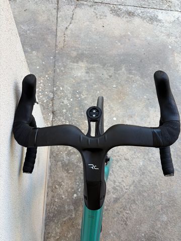 Brugt Bianchi Oltre Comp Ultegra Di2 2025 2025 Road & Gravel — billede 6 af 12