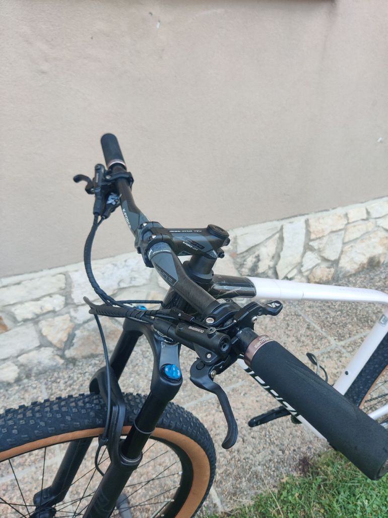 Used Orbea OMX Custom 2024 Mountainbike, White — image 7 of 8