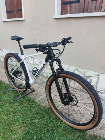 Used Orbea OMX Custom 2024 Mountainbike, White — image 4 of 8