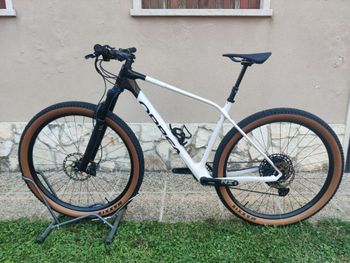 Used Orbea OMX Custom 2024 Mountainbike, White — image 2 of 8