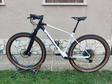Used Orbea OMX Custom 2024 Mountainbike, White — image 2 of 8