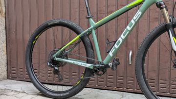 Gebrauchtes Focus Custom SRAM NX 2017 Mountainbike, Grün — Bild 2 von 9