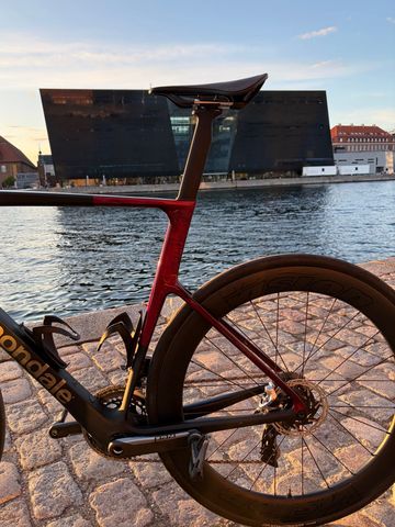 Použité Cannondale SuperSix EVO SRAM Red eTap AXS 2023 Road & Gravel — obrázek 3 z 6