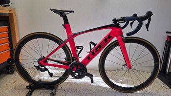 Gebrauchtes Trek Madone 9.0 2018 2018 Road & Gravel