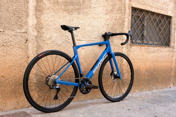 Used BMC Roadmachine TWO 2024 2024 Road & Gravel, Blue — image 3 of 27