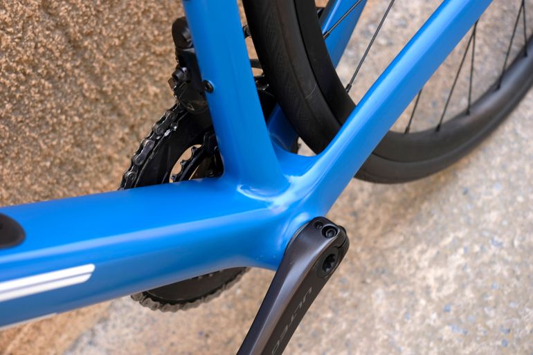Used BMC Roadmachine TWO 2024 2024 Road & Gravel, Blue — image 21 of 27