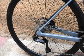 BMC Teammachine SLR TWO 2026 2026 Road & Gravel usato, Grigio chiaro — immagine 5 di 19