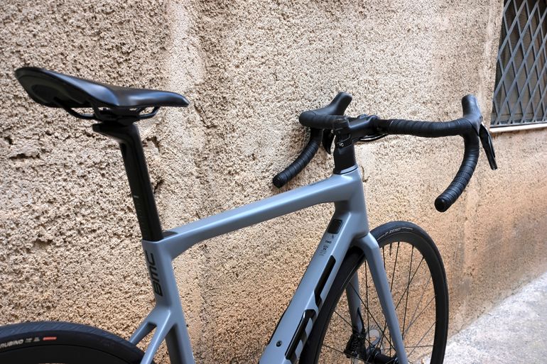 BMC Teammachine SLR TWO 2026 2026 Road & Gravel usato, Grigio chiaro — immagine 9 di 19