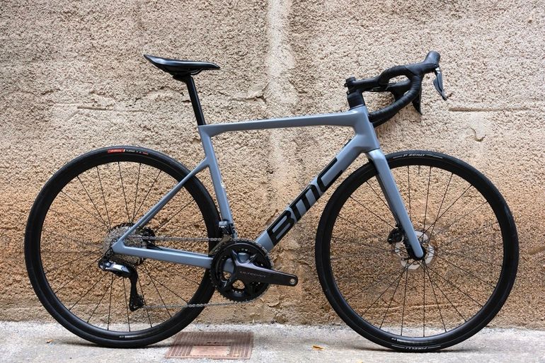 BMC Teammachine SLR TWO 2026 2026 Road & Gravel usato, Grigio chiaro — immagine 2 di 19