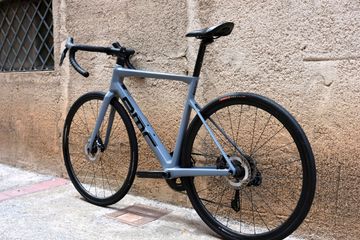 Używany BMC Teammachine SLR TWO 2026 2026 Road & Gravel — zdjęcie 13 z 19