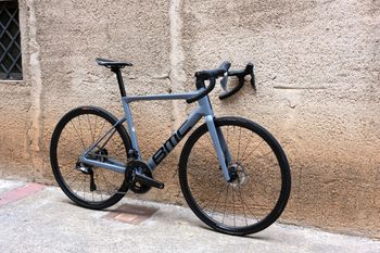 BMC Teammachine SLR TWO 2026 2026 Road & Gravel usato, Grigio chiaro — immagine 3 di 19
