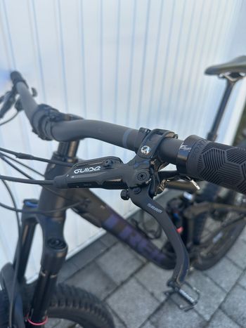 Käytetty Trek Slash 8 2019 2019 Mountainbike — kuva 6 / 13