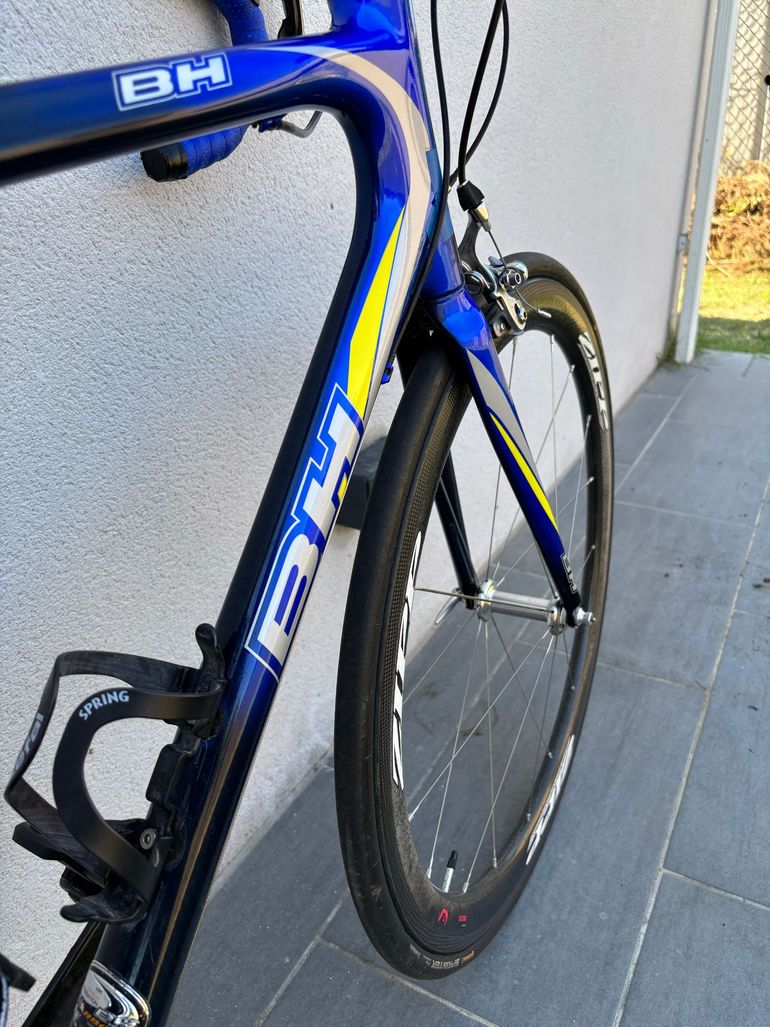 Used BH Custom Shimano Ultegra 2016 Road & Gravel, Blue — image 5 of 11