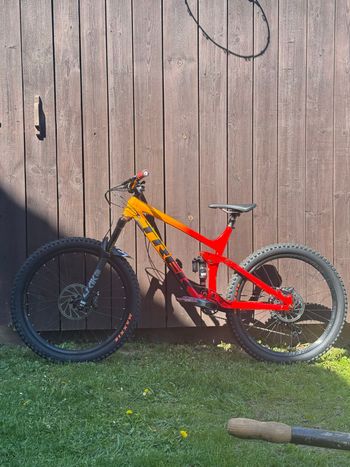 Used Trek Remedy 8 2021 2021 MTB