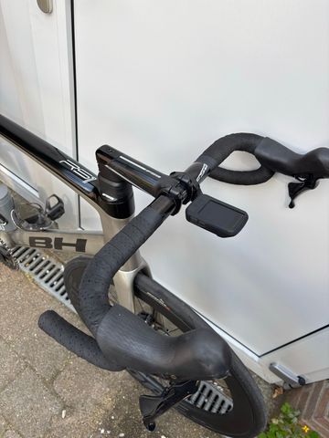 Used BH RS1 4.5 2023 2023 Road & Gravel, Light Gray — image 3 of 7