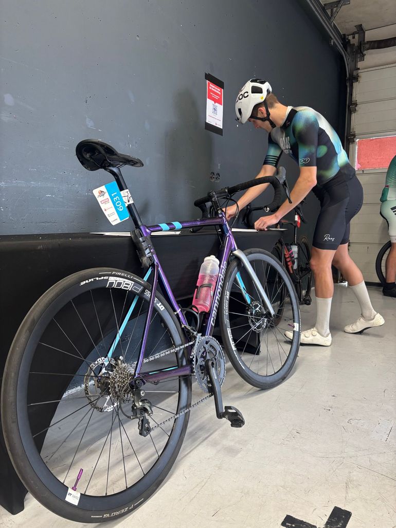 Brugt Cannondale CAAD13 Disc Tiagra 2025 2025 Road & Gravel — billede 2 af 5