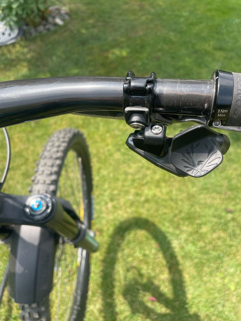 Brugt Trek Slash 9.8 2023 2023 Mountainbike — billede 4 af 10