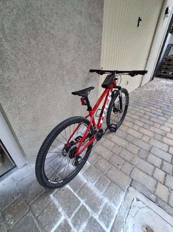 Używany Trek Marlin 6 2019 2019 Mountainbike — zdjęcie 6 z 9