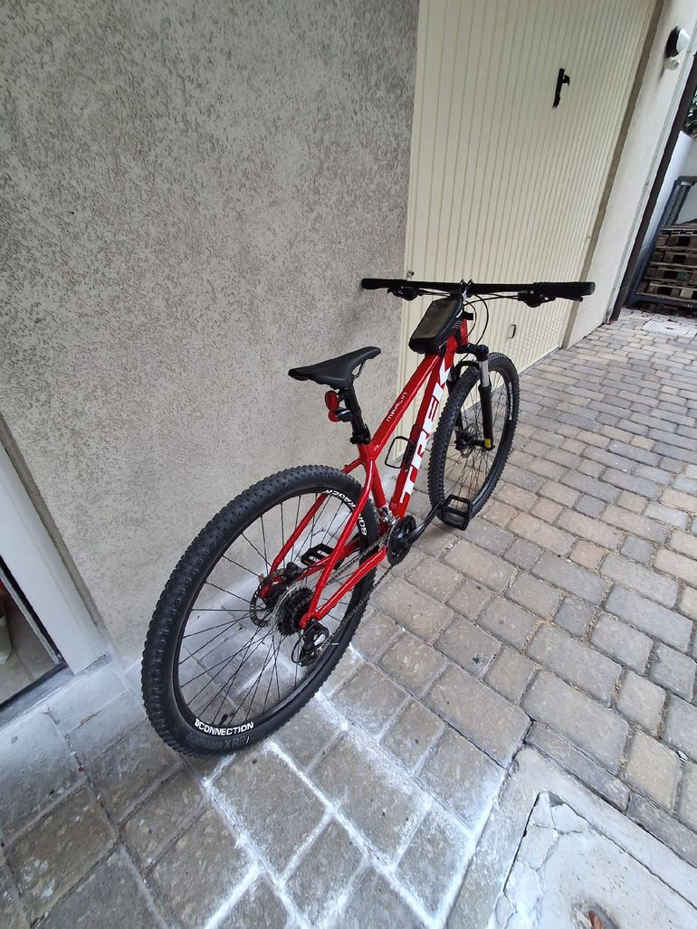Używany Trek Marlin 6 2019 2019 Mountainbike — zdjęcie 6 z 9