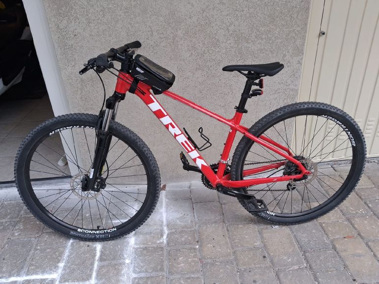 Używany Trek Marlin 6 2019 2019 Mountainbike — zdjęcie 8 z 9