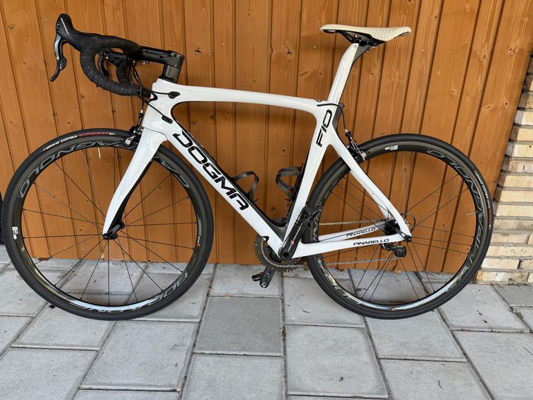 Used Pinarello Dogma Campagnolo Super Record 2018 Road & Gravel, White — image 2 of 10