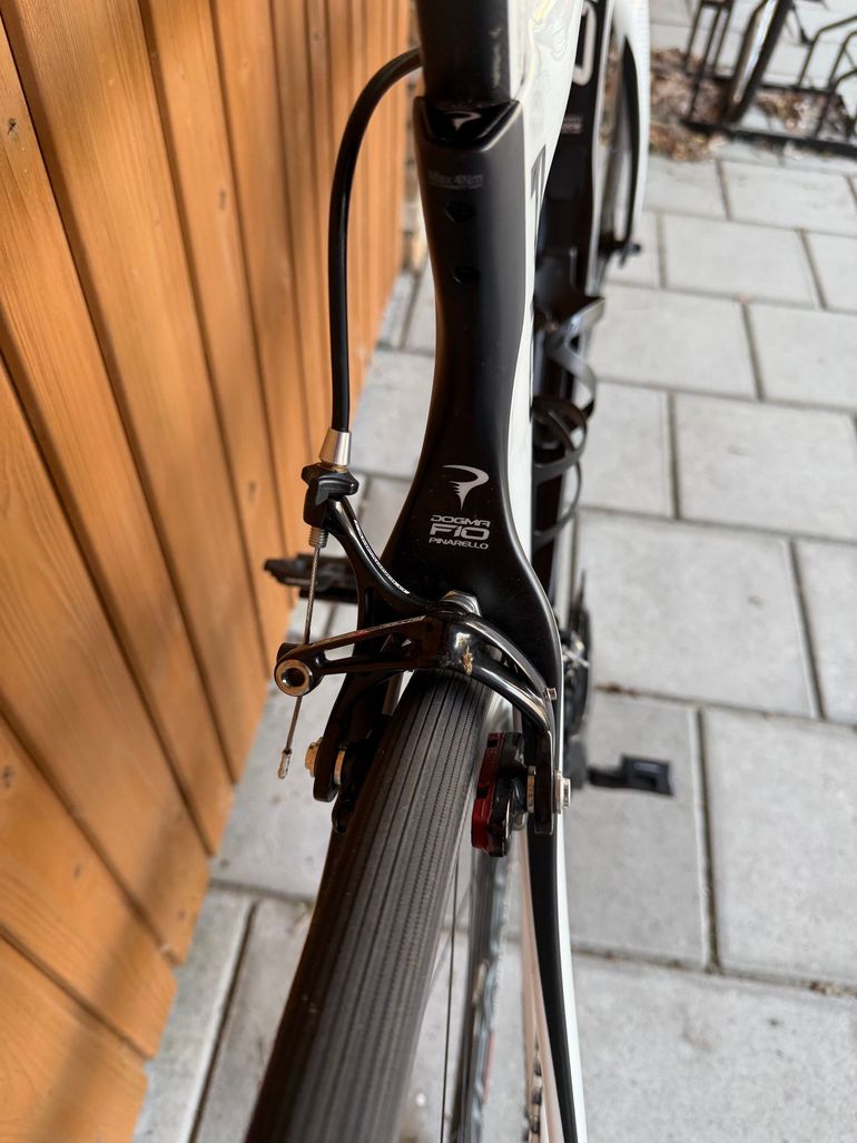 Used Pinarello Dogma Campagnolo Super Record 2018 Road & Gravel, White — image 8 of 10