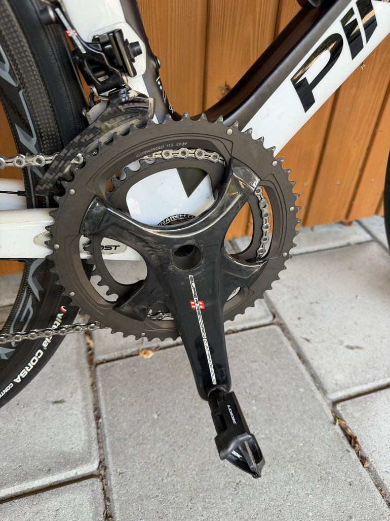 Used Pinarello Dogma Campagnolo Super Record 2018 Road & Gravel, White — image 4 of 10