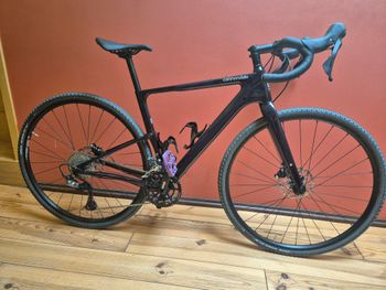 Używany Cannondale Topstone Carbon 5 2021 2021 Road & Gravel