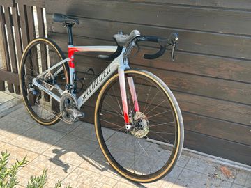 Brugt Specialized Tarmac SL6 Disc Comp 2023 2023 Road & Gravel — billede 2 af 5