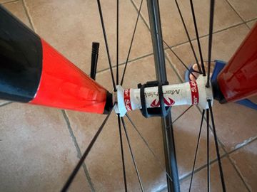 Used Zheroquadro Custom Shimano Ultegra 2016 Road & Gravel, Red — image 7 of 7