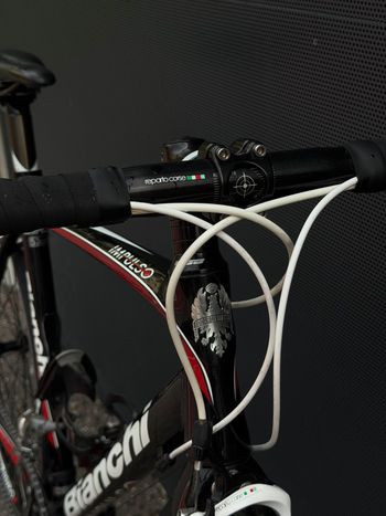 Bianchi Impulso Shimano 105 2011 Road & Gravel usato, Nero — immagine 4 di 6