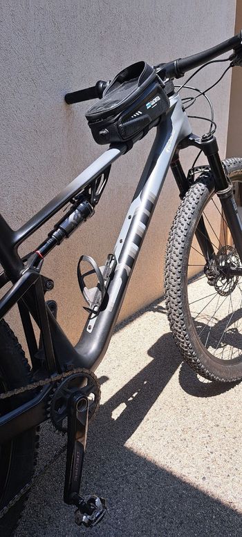 Used BMC Fourstroke FOUR 2024 2024 Mountainbike, Black, 29 — image 4 of 5