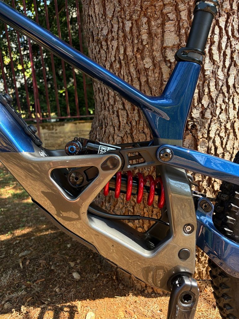 Brugt Lapierre Spicy CF Team 2025 2025 Mountainbike — billede 11 af 14