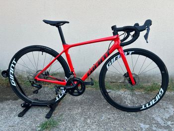 Used Giant Tcr advanced Shimano 105 2023 Road & Gravel, Red — image 2 of 12