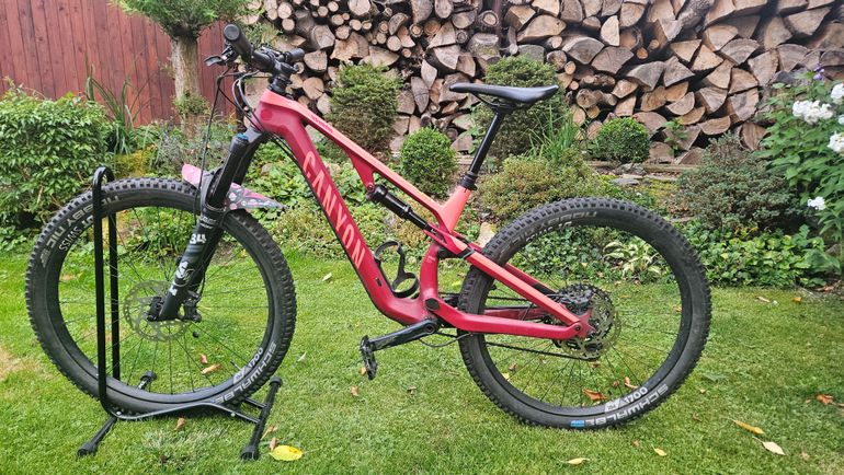 Gebrauchtes Canyon Neuron CF 8 WMN 2022 2022 Mountainbike, Rot, 27.5, 29 — Bild 3 von 19