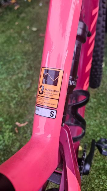 Gebrauchtes Canyon Neuron CF 8 WMN 2022 2022 Mountainbike, Rot, 27.5, 29 — Bild 7 von 19