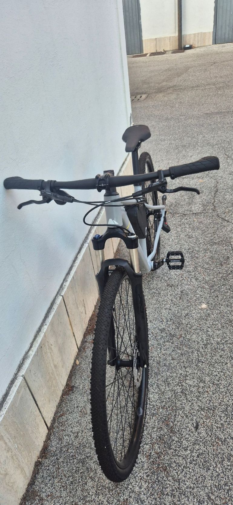 Used Canyon Pathlite Shimano Deore XT 2022 Mountainbike, Light Gray — image 7 of 73