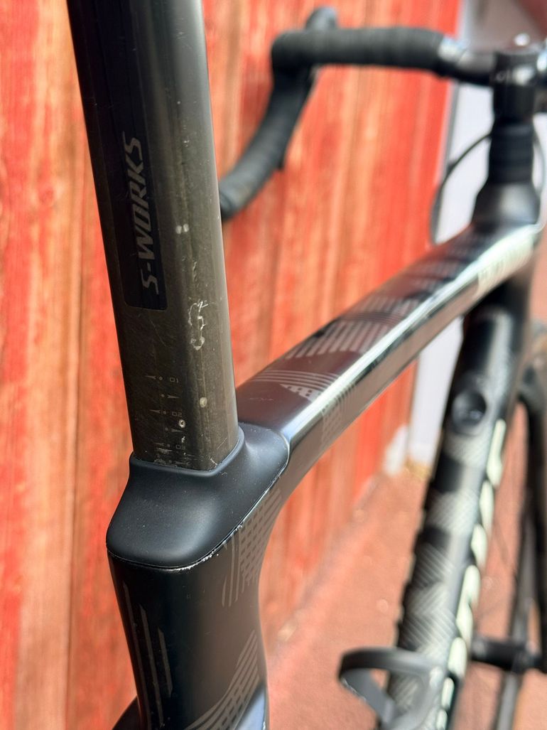 Used Specialized Roubaix Frameset 2021 Road & Gravel, Black — image 7 of 10