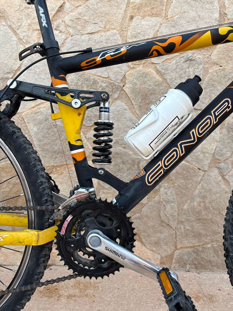 Used Conor Custom Shimano Altus 2004 Mountainbike, Orange — image 3 of 12