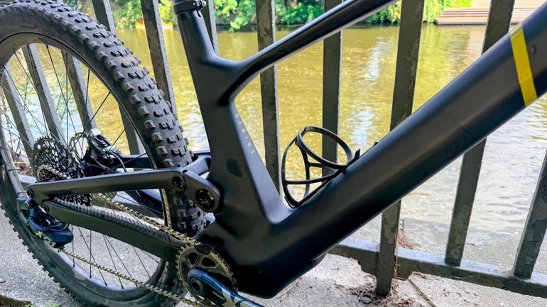 Brugt Scott Genius ST 900 Tuned 2024 2024 Mountainbike — billede 4 af 14