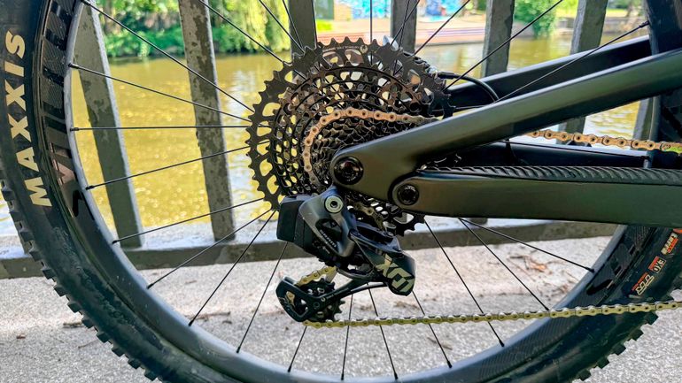 Brugt Scott Genius ST 900 Tuned 2024 2024 Mountainbike — billede 5 af 14